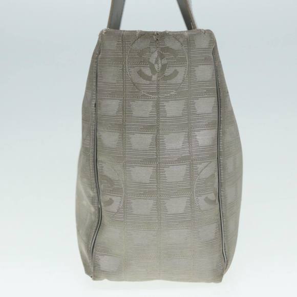 CHANEL New Travel Line Tote Bag Nylon Silver CC Auth bs17163 - Picture 3 of 16